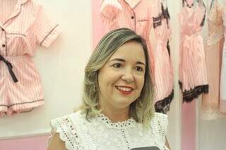 V&eacute;spera de Natal lota shoppings e confirma pico de compras de &uacute;ltima hora