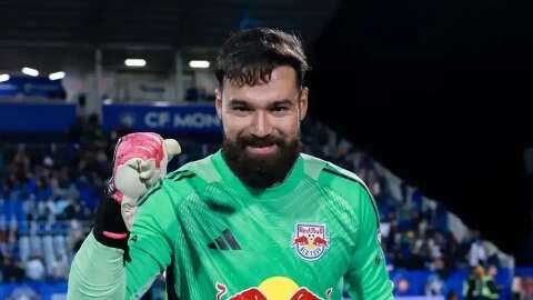 S&atilde;o Paulo acerta contrata&ccedil;&atilde;o de goleiro de MS naturalizado paraguaio