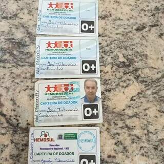 Aos 69 anos, idoso comemora 73 doa&ccedil;&otilde;es de sangue que podem ter salvado 292 vidas