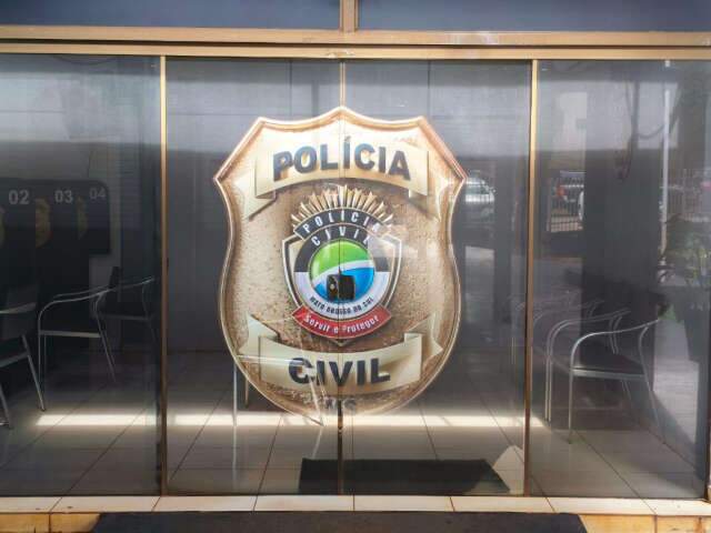 Corpo &eacute; encontrado com marcas de viol&ecirc;ncia em quitinete