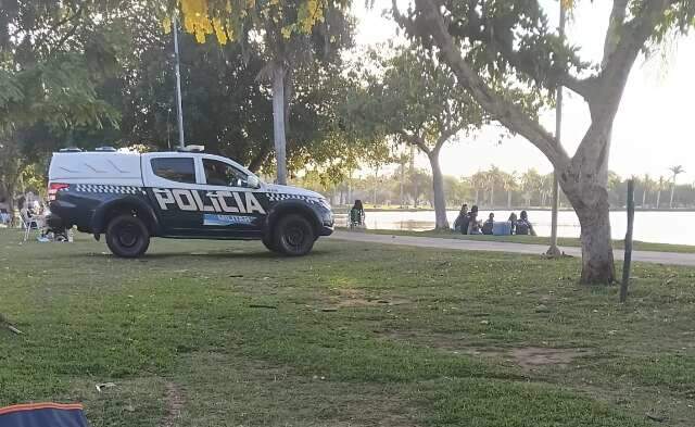 Pra&ccedil;as, rios e balne&aacute;rios viram ref&uacute;gio contra calor extremo no interior de MS