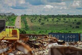 Filha de catador teve a ideia e fam&iacute;lia foi da reciclagem &agrave; ind&uacute;stria do ferro