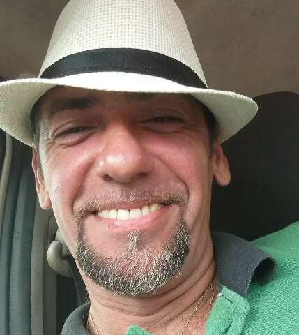 Homem &eacute; assassinado com facada no pesco&ccedil;o e suspeito preso por guarda