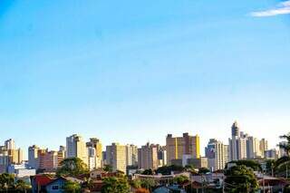 MS enfrenta s&aacute;bado de calor extremo e alerta de tempestades