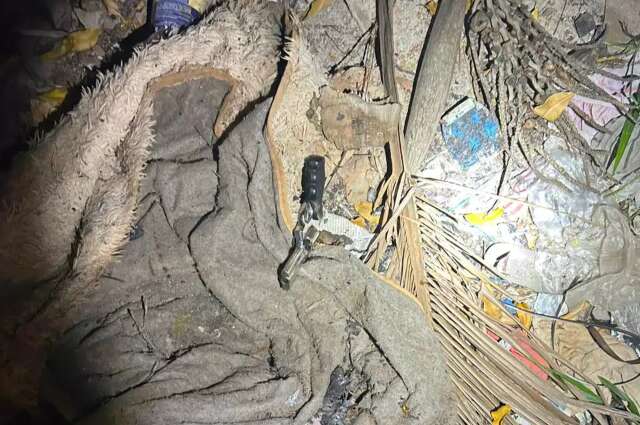 Rapaz alega que fazia frete de pneus quando foi sequestrado por grupo