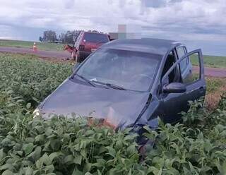 Batida frontal deixa motorista preso &agrave;s ferragens em rodovia de Amambai