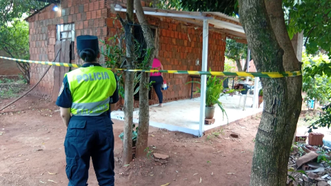 Homem de 53 anos &eacute; assassinado a facadas dentro de casa