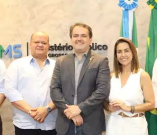 Soraya Thronicke é vista ao lado de lobista investigado em loja de luxo nos EUA Soraya Thronicke é vista ao lado de lobista investigado em loja de luxo nos EUA