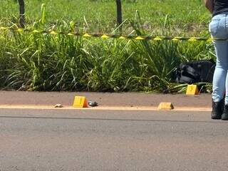 Motociclista morre ao tentar fugir e trocar tiros com a pol&iacute;cia em Campo Grande 