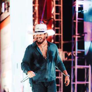 Ribas do Rio Pardo ter&aacute; shows de Z&eacute; Felipe, C&eacute;sar Menotti e Fabiano