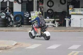 CNH e emplacamento para ciclomotores entram em vigor em 2026; entenda o que muda