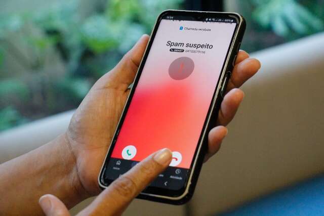 Na era das chamadas ignoradas, liga&ccedil;&otilde;es telef&ocirc;nicas agora soam como invas&atilde;o
