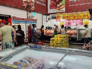 Pre&ccedil;o da carne "salga" compras de fim de ano e consumidores reduzem quantidade