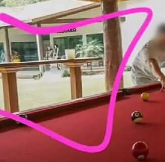 M&atilde;e diz que menino se pendurou em aparador antes de queda fatal em Bonito