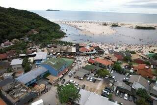 Amigos sa&iacute;ram de MS para criar r&aacute;dio e colocar povo para dan&ccedil;ar em SC 