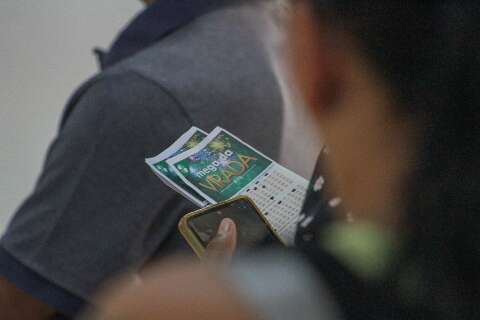 Maioria dos leitores pretende apostar na Mega da Virada este ano