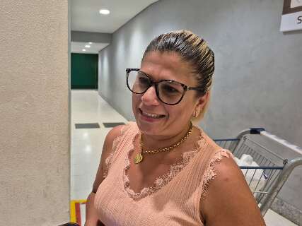 Em toda v&eacute;spera de anivers&aacute;rio, Luciana confia na sorte para ficar bilion&aacute;ria