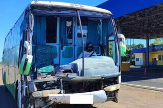 "Guincho &eacute; caro", justificou motorista pego dirigindo &ocirc;nibus destru&iacute;do 