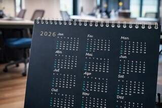 Apesar dos desafios de 2025, maioria dos leitores mant&eacute;m otimismo para novo ano