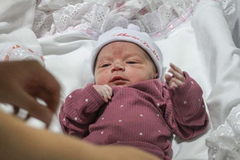 Maria Beatriz foi 1º bebê do ano 4 minutos depois da virada