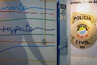 Sem algemas, rapaz preso por ameaçar a esposa foge da Casa de Mulher