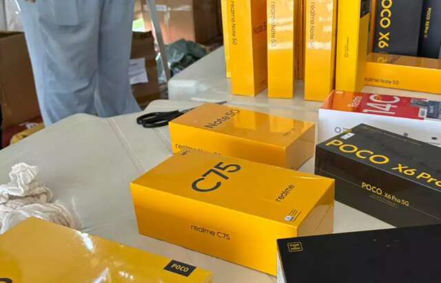 Centro esp&iacute;rita realiza bazar com celulares a partir de R$ 350