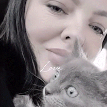 &ldquo;Desolados&rdquo;, diz cantora Adriana ao se despedir de gatinho morto em inc&ecirc;ndio