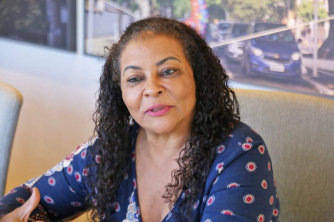 Entidade afirma que reajuste de 0,37% no piso n&atilde;o valoriza professores