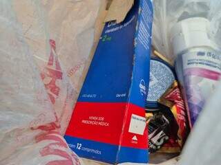 Morador de rua vive em cal&ccedil;ada ao lado de posto de sa&uacute;de para seguir tratamento