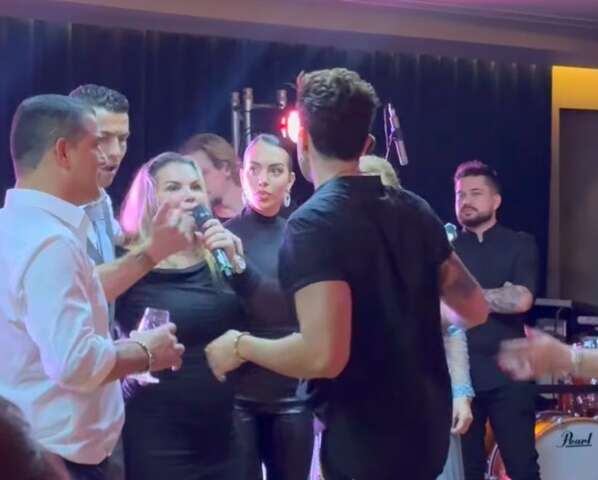 Pela 2ª vez, Luan Santana canta em festa privada de Cristiano Ronaldo 