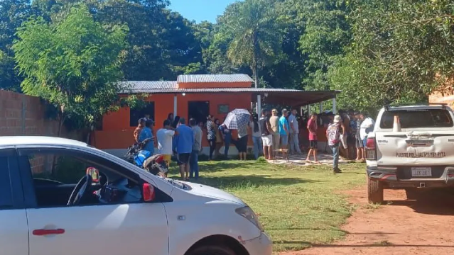 Na fronteira, jovem de 28 anos &eacute; assassinado a tiros em frente de casa