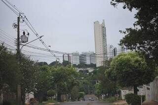 Sábado começa com tempo instável e risco de chuva forte em MS Sábado começa com tempo instável e risco de chuva forte em MS