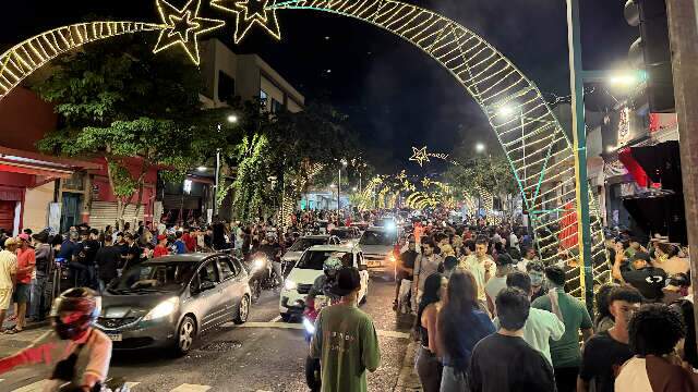 Sem grana para viajar, cidade cheia marcou primeiro fim de semana do ano