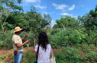 Jefferson é guia que ensina criança pegar no sono e espantar espíritos Jefferson é guia que ensina criança pegar no sono e espantar espíritos