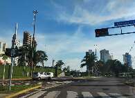 Primeiro domingo do ano começa com 20°C e não passa dos 34°C