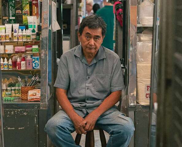 Ensaio documental mostra rotina de quem faz o Mercad&atilde;o funcionar 