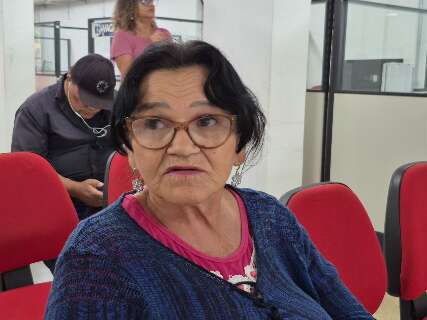 H&aacute; 3 meses, Maria &ldquo;bate o ponto&rdquo; toda semana em ag&ecirc;ncia por vaga de emprego