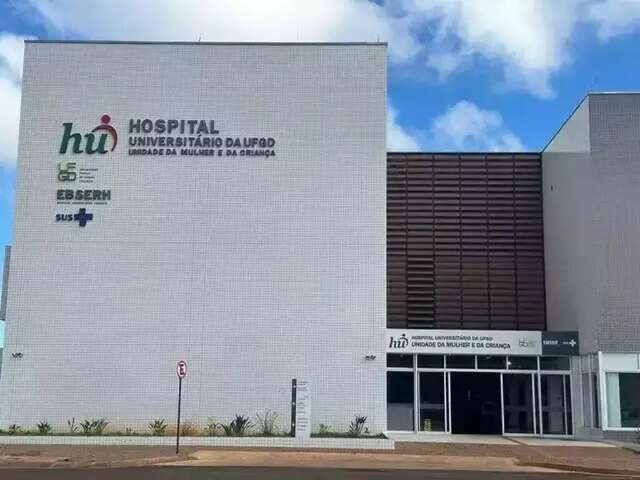 Hospital Universit&aacute;rio oferece vagas para m&eacute;dicos com sal&aacute;rio de R$ 11,4 mil