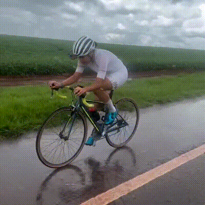 Millene trocou festa de 15 anos por 150 km de bike ao lado da m&atilde;e 