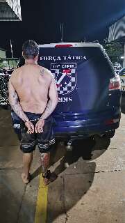 Ap&oacute;s render fam&iacute;lia em assalto, ladr&atilde;o &eacute; preso recebendo pizza na porta de casa