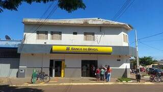 Ap&oacute;s destelhamento, pr&eacute;dio ocupado pelo Banco do Brasil ter&aacute; reparo de R$ 80 mil