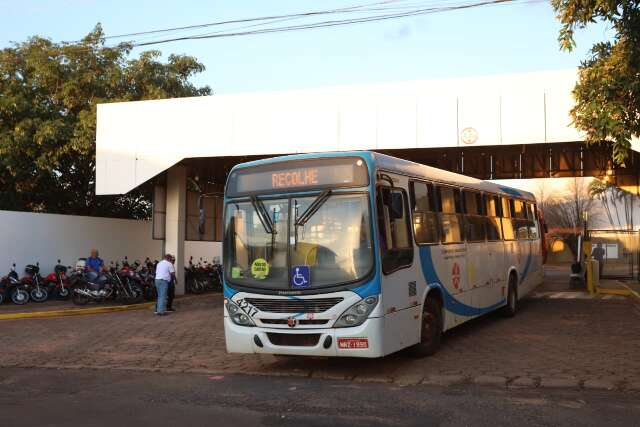 Cons&oacute;rcio diz que troca de frota &eacute; prioridade, mas que contrato est&aacute; defasado