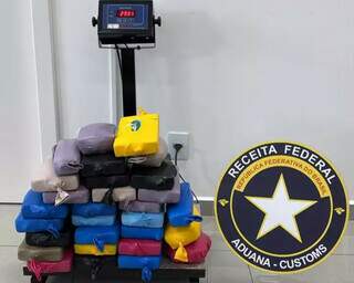 Cocaína escondida no tanque de combustível é apreendida em alfândega de MS Cocaína escondida no tanque de combustível é apreendida em alfândega de MS