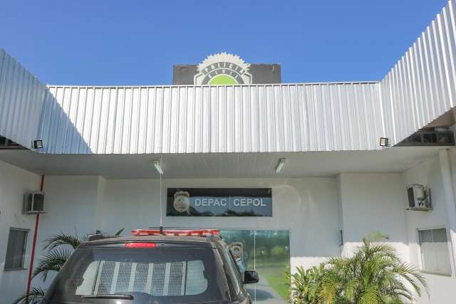 "Macaco, vem comer banana": vendedor &eacute; preso por dirigir b&ecirc;bado e ofender PM