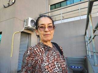 Cheia de reclama&ccedil;&otilde;es, fila por atendimento do IPTU se repete pelo 2&ordm; dia seguido