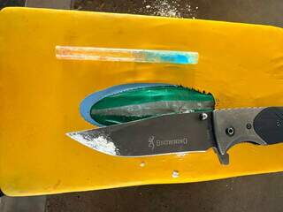 Cocaína escondida no tanque de combustível é apreendida em alfândega de MS Cocaína escondida no tanque de combustível é apreendida em alfândega de MS