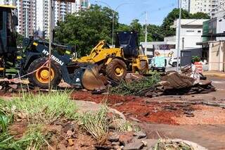 Trecho da Rachid Neder deve ser recapeado a partir de amanh&atilde;, prev&ecirc; secretaria