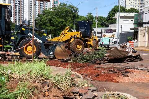 Trecho da Rachid Neder deve ser recapeado a partir de amanh&atilde;, prev&ecirc; secretaria