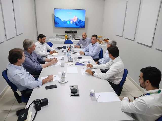 Expans&atilde;o da celulose leva governo a discutir moradia e infraestrutura