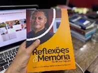 Livro re&uacute;ne 7 anos de reflex&otilde;es sobre valores e desafios da vida moderna